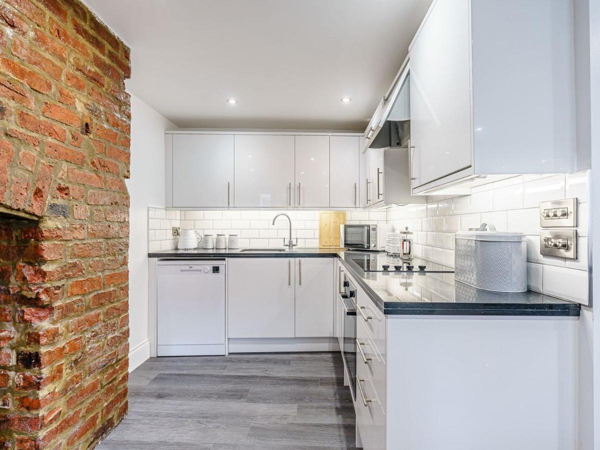 Tower Apartment Whitby Dış mekan fotoğraf
